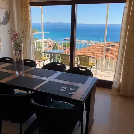 Apartment Apartman Mikulic *