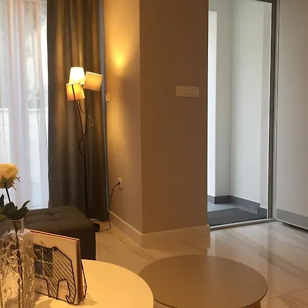 Apartman Mikulic Apartment *