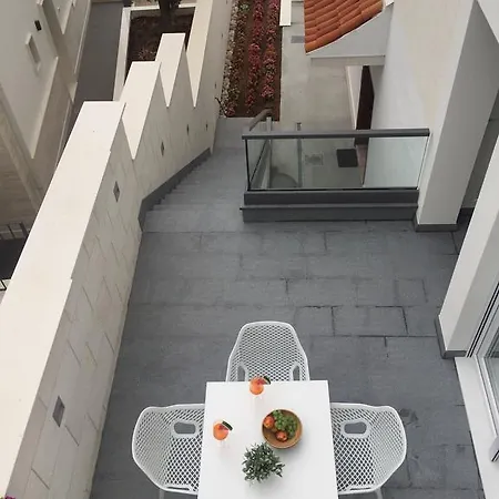 Apartment Apartman Mikulic