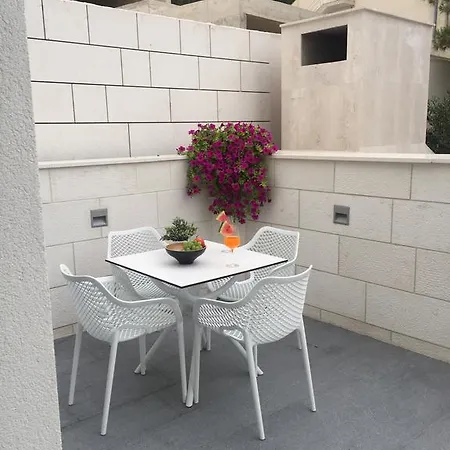 Apartman Mikulic Apartment Baska Voda