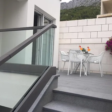 Apartman Mikulic Apartment *